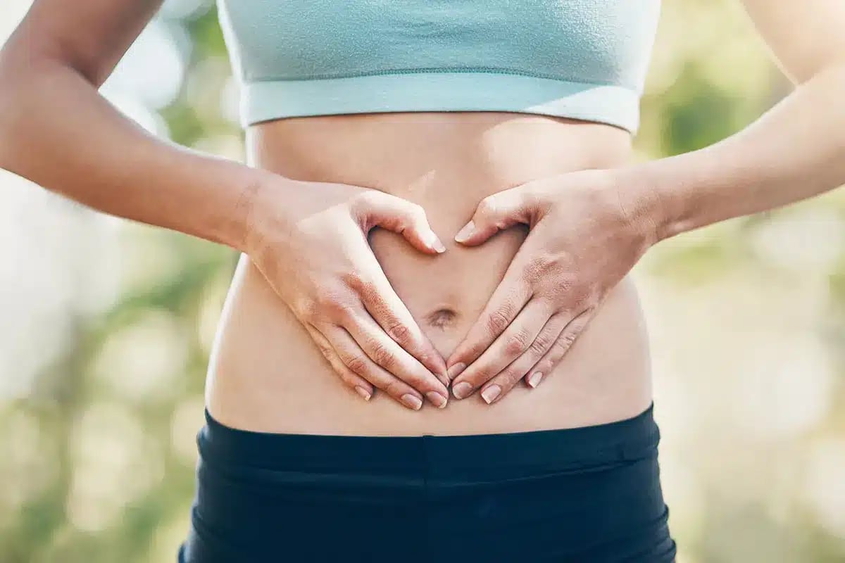 Woman caring for her body.